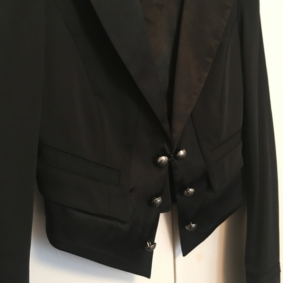 GUESS Cropped Black Blazer With Back Tie Detail Size XS - Picture 3 of 8